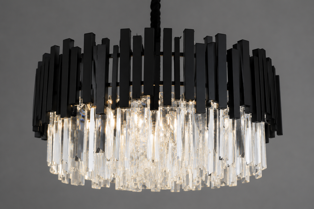 Candelabru Negru cu Cristale, 10×E27, Ø60 cm, Eleganta pentru spatii generoase