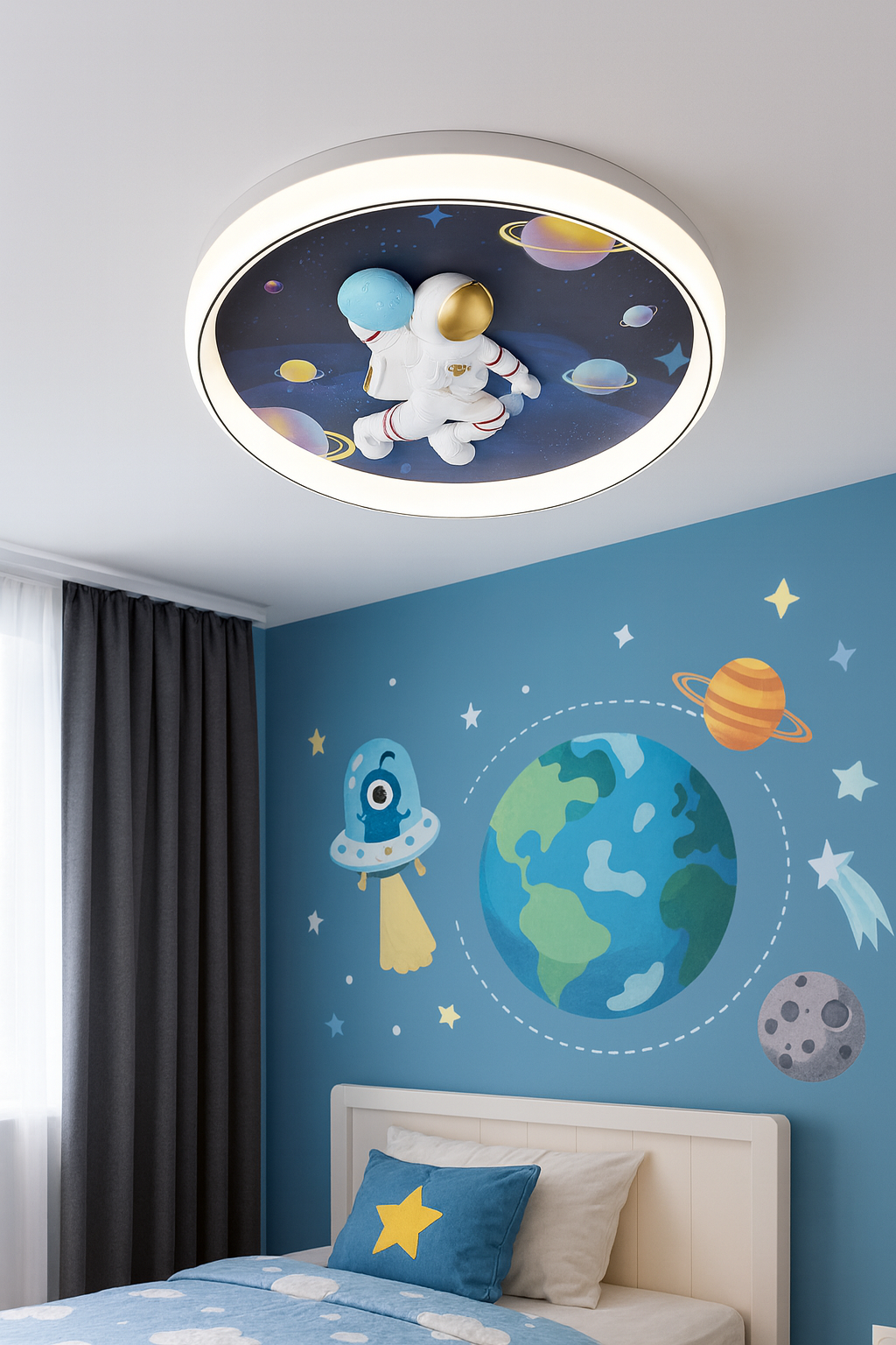 Plafonieră LED copii cu astronaut 3D și telecomandă, 96W, lumină reglabilă 3000–6500K – model 26197 BLU+BK