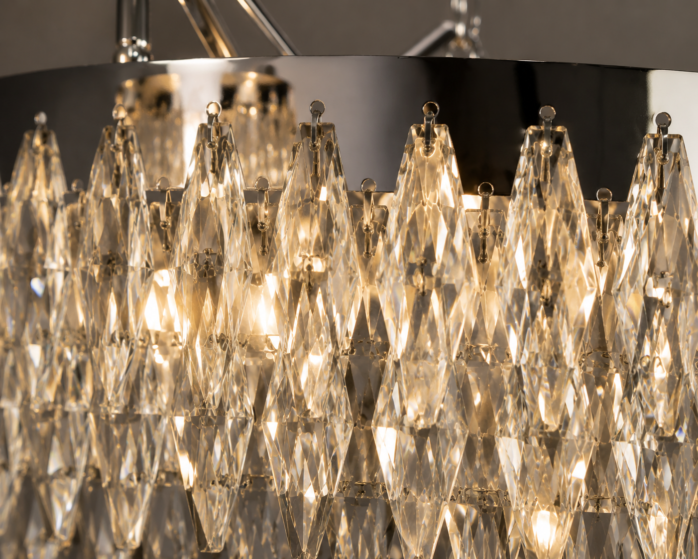Candelabru cu cristale, 12 becuri E27, Ø600×H640 mm, montaj suspendat, design luxos cromat