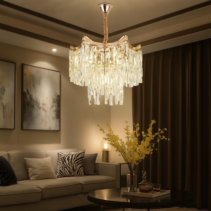Candelabru Auriu cu Cristale – 5×E27, Ø39 cm, Design Clasic Compact