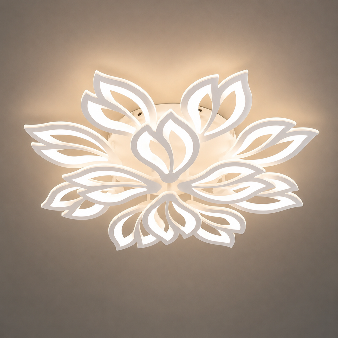 Lustra LED 240W cu telecomandă, Ø760 mm, lumină reglabilă 3000–6500K – model 19250/8+4N WH