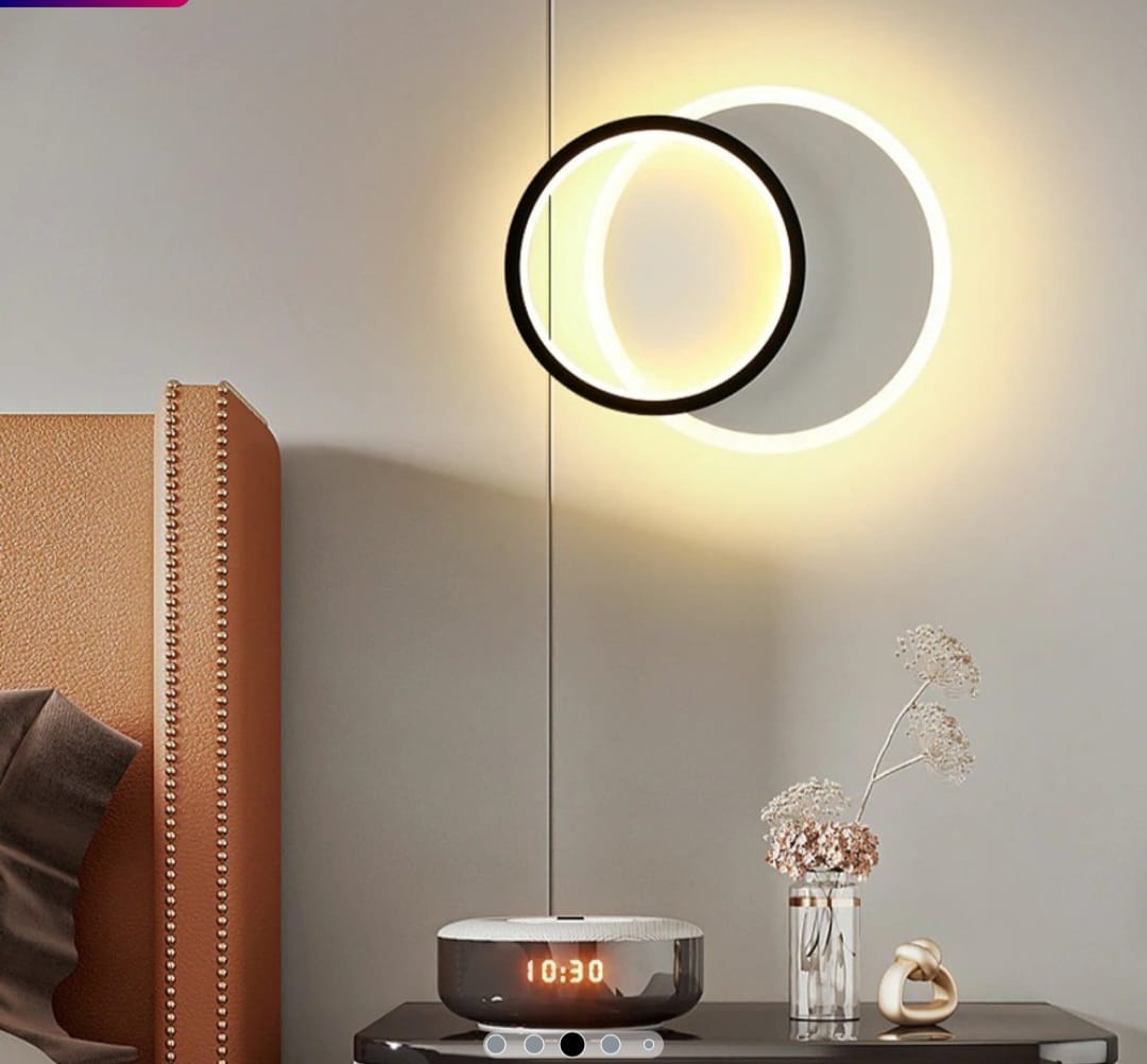 Aplica LED 24W MODEL 8773 WH+BK LUMINA REGLABILĂ