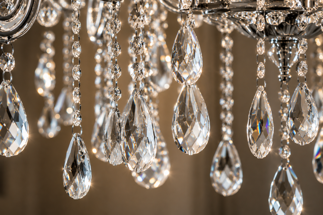 Candelabru Clasic Transparent, 8×E14, Ø71 cm, Stil Nobil și Cristale Decorative