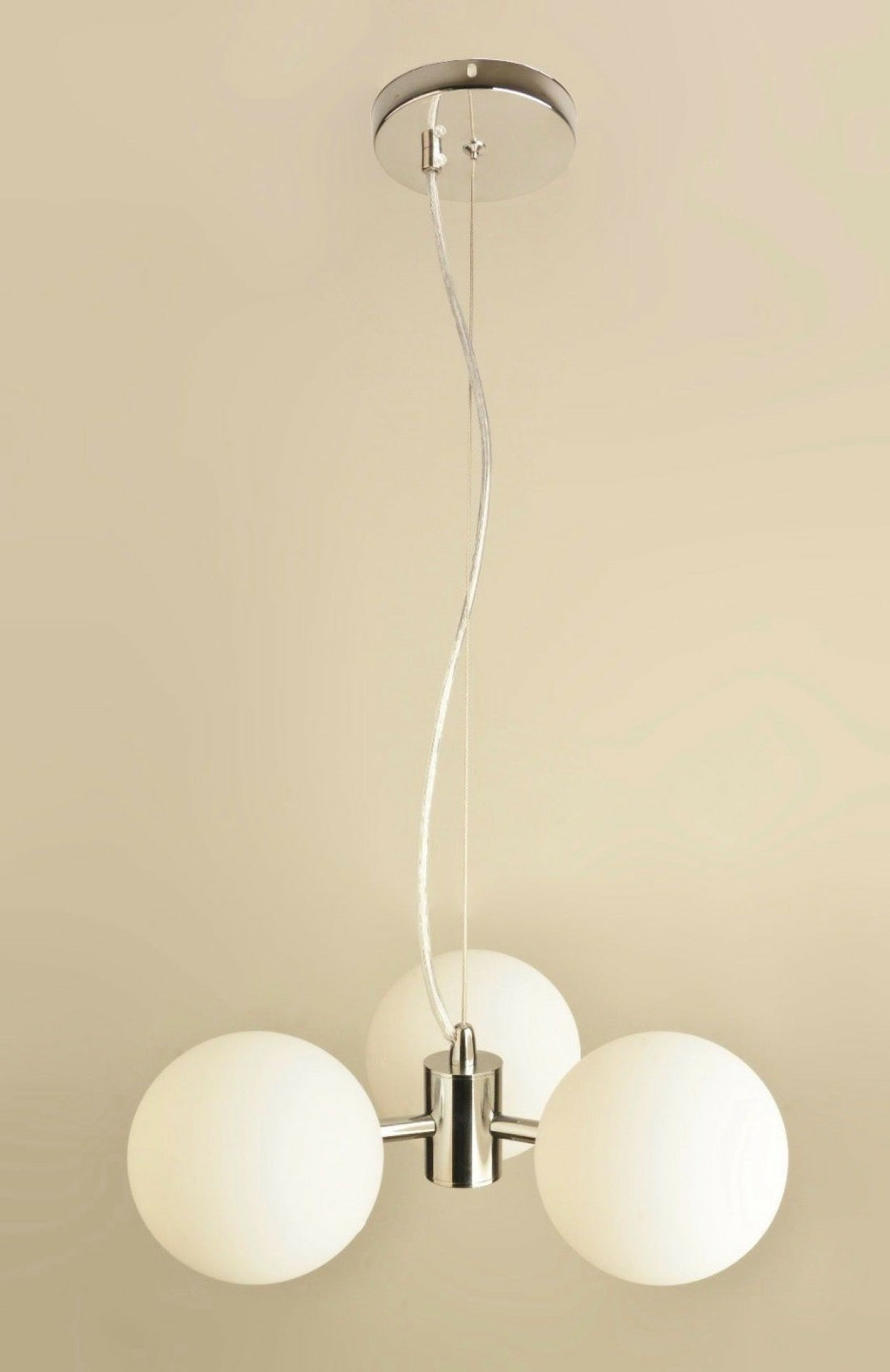 Pendul Modern cu 3 Globuri Opal – G9, 300×710 mm, Design Minimalist