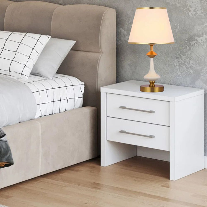 Veioza de Masă Albă cu Accente Aurii, H45 cm – Model 8619, Design Modern și Elegant