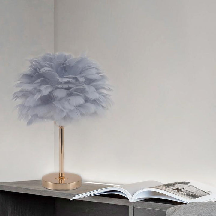Veioza Decorativa cu Pene Gri și Baza Aurie, E27, 8736