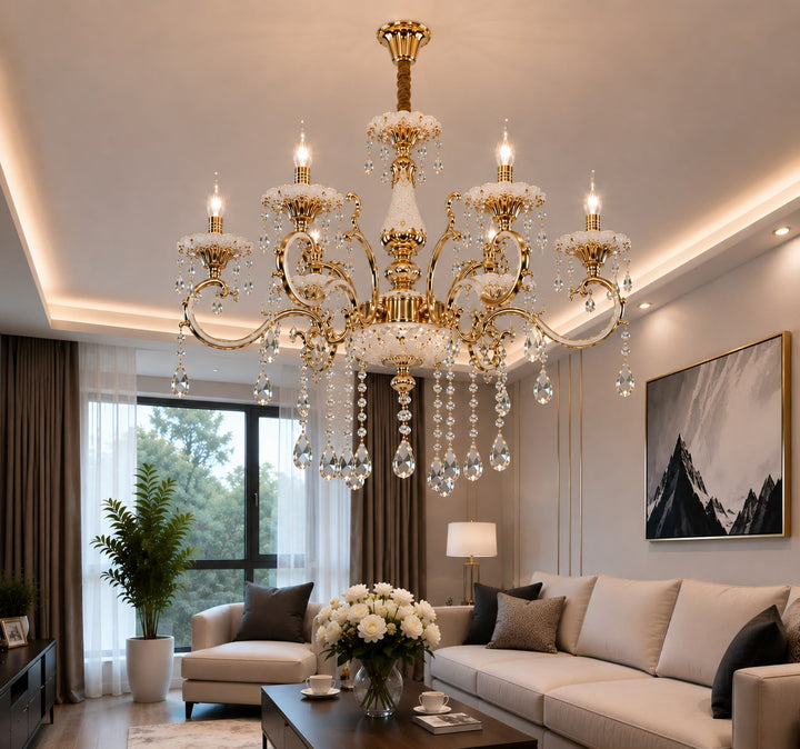 Candelabru clasic cu cristale, 6 brațe, Ø680×H940 mm, soclu E14, finisaj auriu lucios