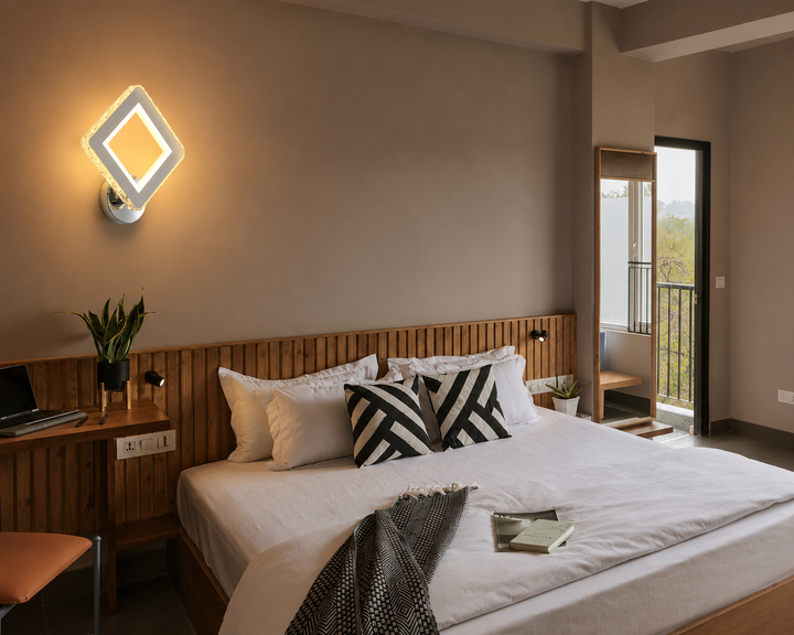 Aplica LED Perete Cristal 34W, Lumina Reglabila 3500-6500K, Design Modern Romboidal – Model 2881