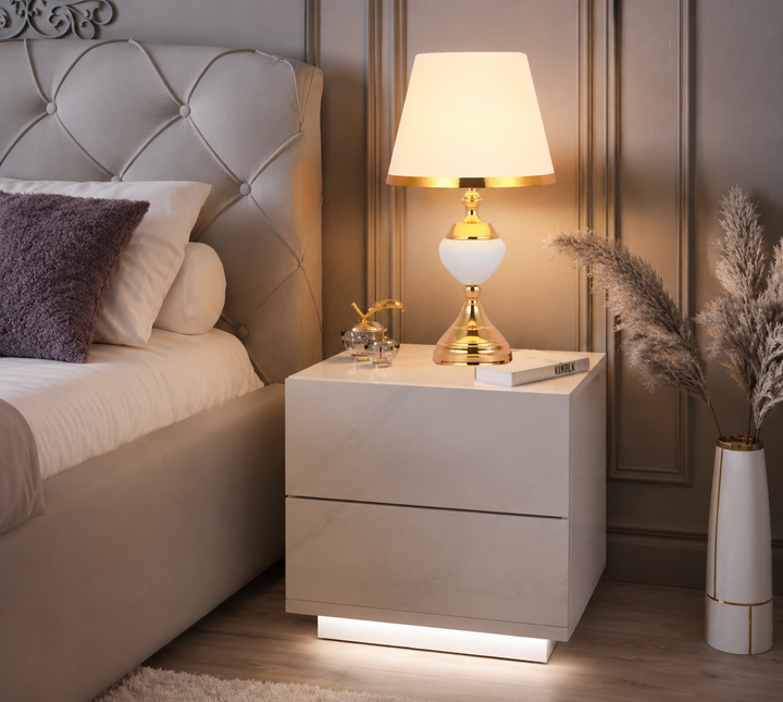 Veioza decorativa V8620A Alb, în stil clasic elegant