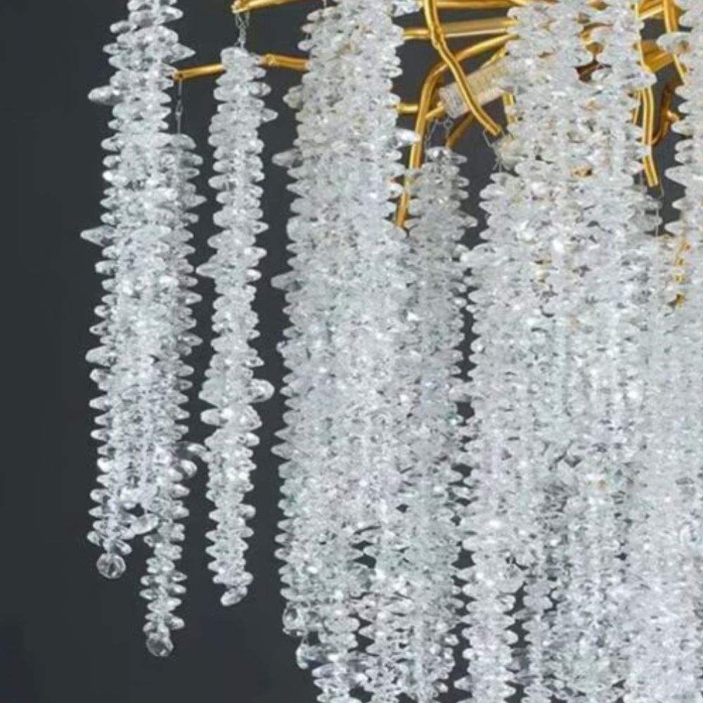 living
dormitor
bucatarie
hol