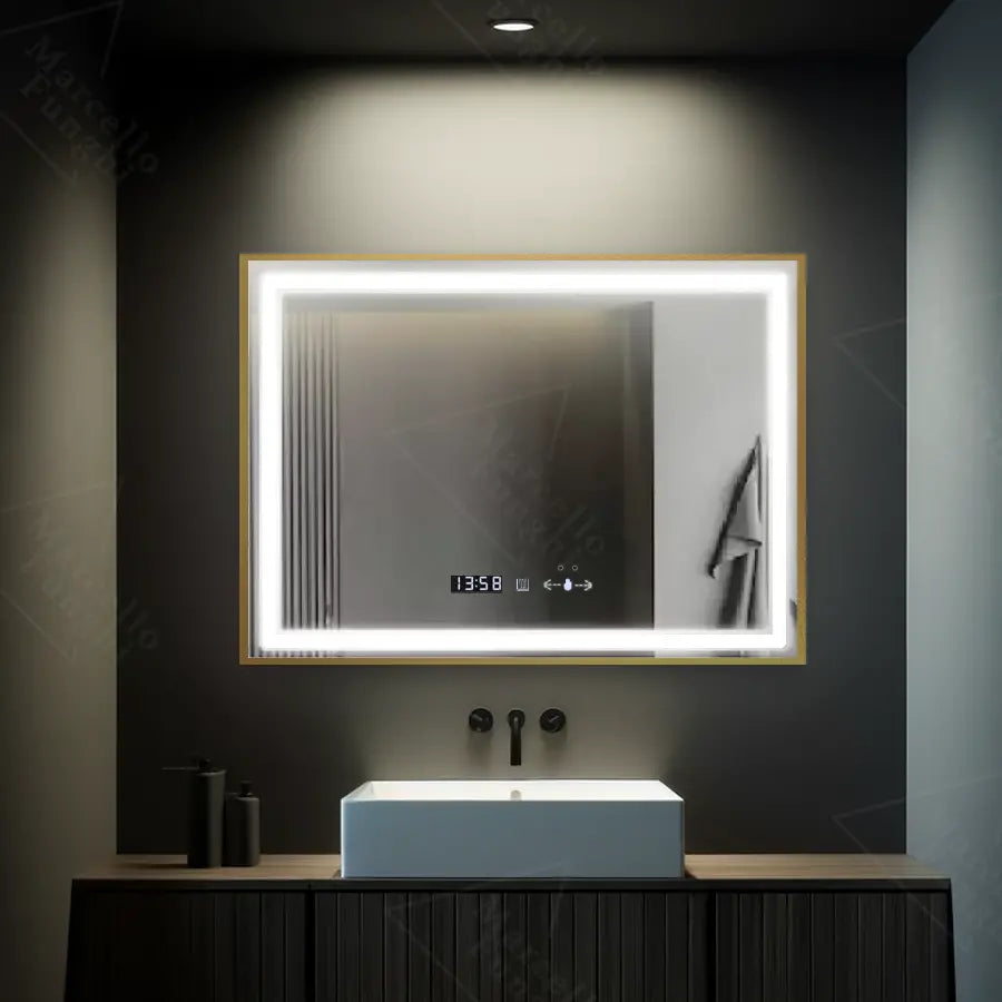 Oglindă LED Senzor Imponente 80x60cm cu Dezaburire și Ramă Aurie | Colecția Marcello Funghi