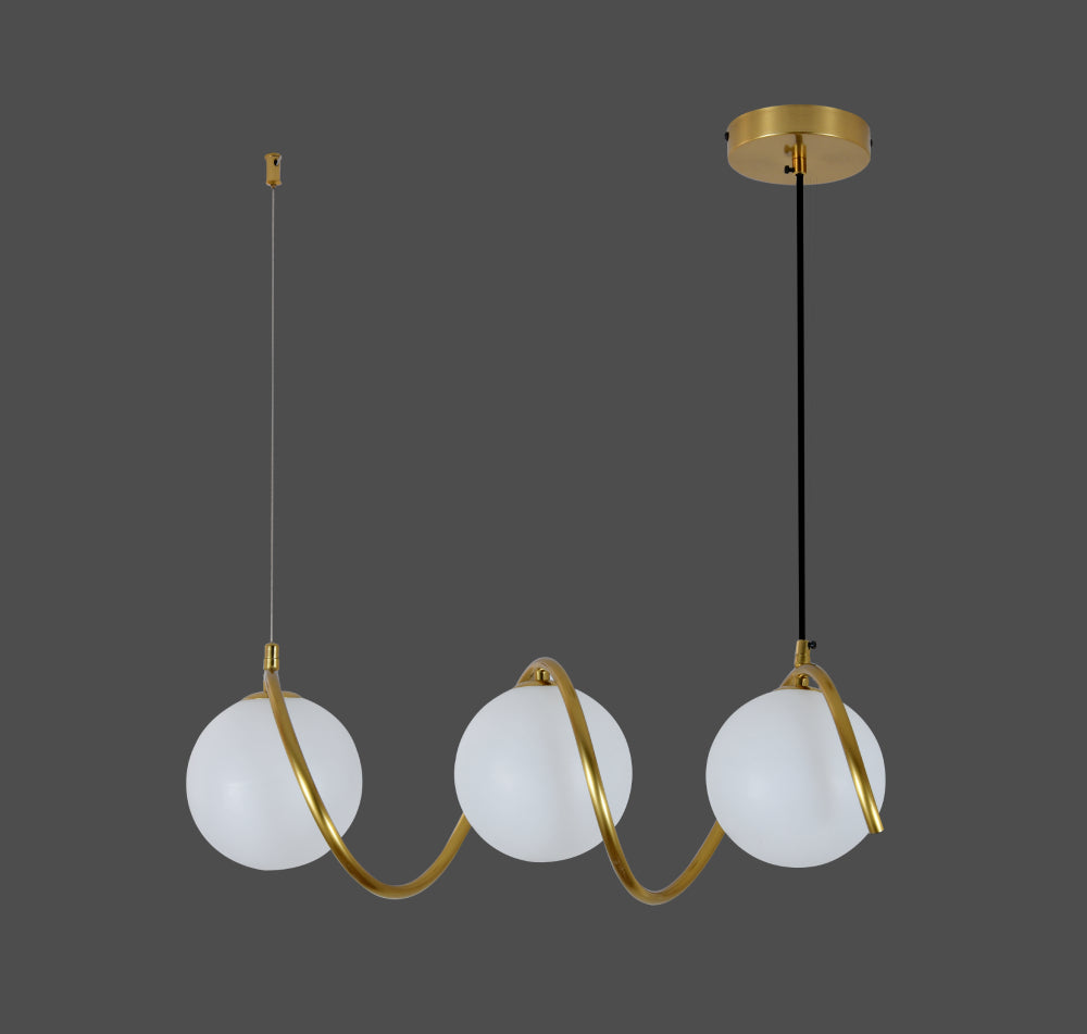 Pendul modern 3 becuri 9852/3 prezentat pe fundal gri, design in forma de spirala cu finisaj auriu si abajur alb din plastic; detalii structura